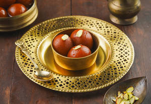 Gulab Jamun