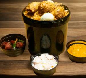 SMALL CHICKEN BUCKET BIRYANI - 6 PERS0NS