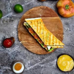 Tomato Omelette Sandwich