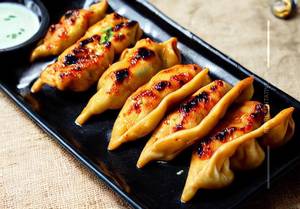 Chicken Barbeque Momos
