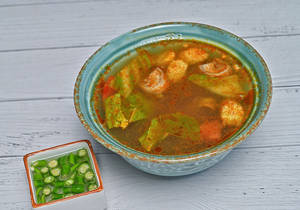 Veg Tom Yum Soup