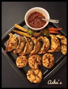 Roasted Momos [8 Pieces]