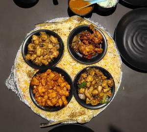 Chicken Khazana Biryani [Serves 4]