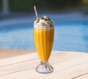Mango milkshake [seasonal]