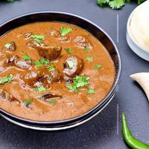 Mushroom masala gravy