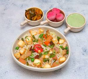 Veg. Navrattan Pulao