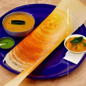 Butter masala dosa