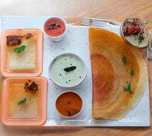 Rava Onoin Masala Dosa