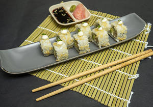 Crispy Enoki Sushi Roll