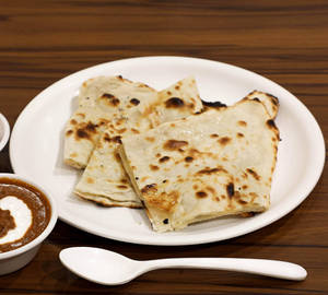 Dal Makhani + 2 Butter Naan Combo