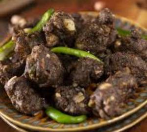 Kuttu Atta Pakoda (6 Piecs)