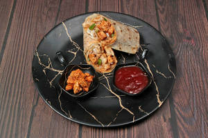 Peri Peri Double Chicken With Salad Rumali