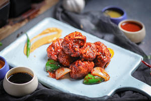 Veg Chili Fried Momos