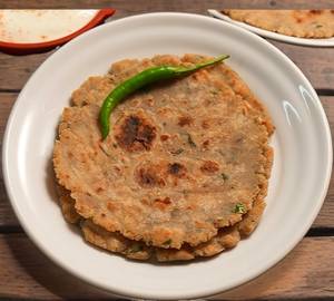 kuttu paratha (2 pc) with dahi