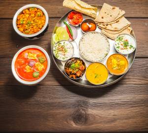 Veg deluxe Thali