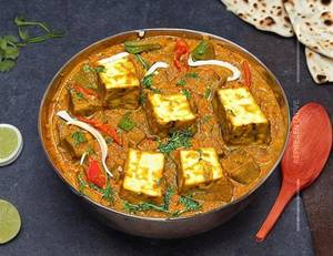 Mattar Paneer