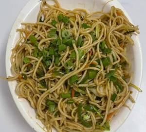 Veg Hakka Noodles