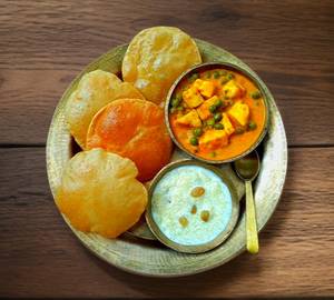 Matar Paneer Puri(5) Combo