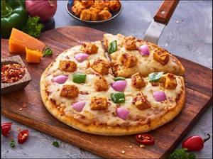 Paneer Tikka Pizza