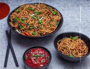 Veg Burnt Garlic Fried Noodles