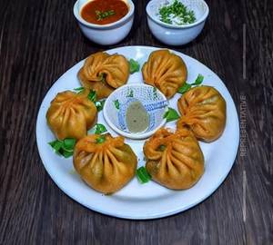 Veg Kurkure Momos (Fried)
