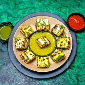 Paneer Malai Tikaa (Sweet)