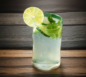 Fresh lemon soda
