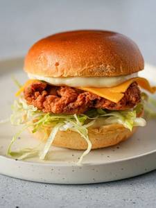 Classic Chicken Burger
