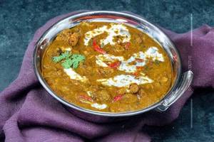 Navratan Kurma