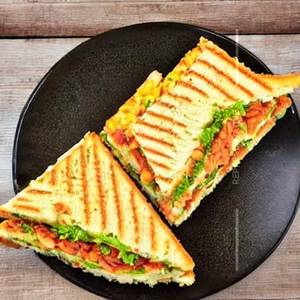 Tomato Omelette Sandwich