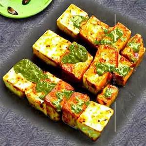 Paneer Butter Garlic