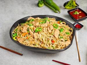 Chicken Hakka Noodles