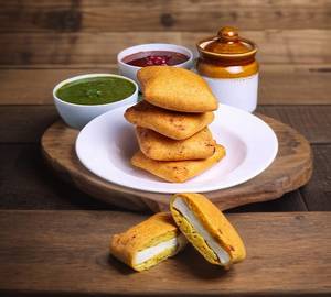 Paneer pakoda