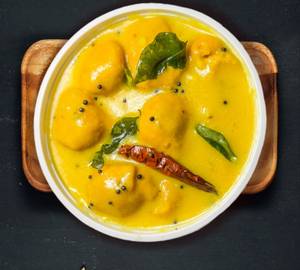 Kadi Pakoda