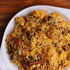 Veg Hyderabadi Soya Chaap Biryani ( Serves 2-3)
