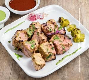 Reshmi Tikka