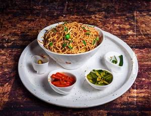 Chicken Schezwan Noodles