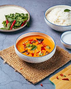 Plain Steamed Rice With Choice Of Thai Curries