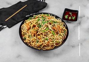 Chicken Chilli Garlic Noodles
