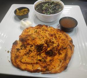 Amritsari Chur Chur Masala Kulche And Choley