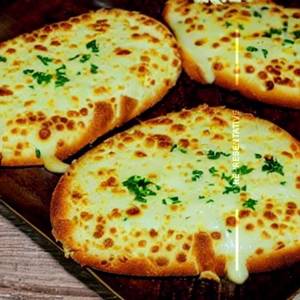 Cheese Garlic Butter Nan