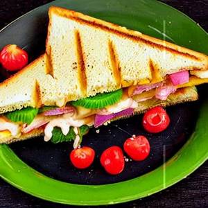 Fruit Grilled Sandwich