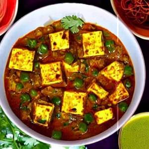Matar Paneer