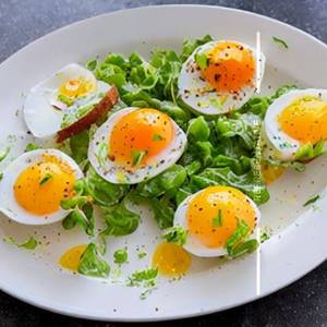Sunny Side Poach Egg Salad