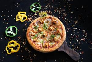 Paneer And Capsicum Pizza