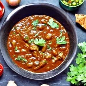 Semi Gravy Matar Mushroom