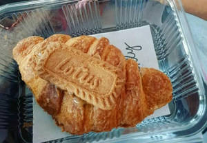 Biscoff Croissant