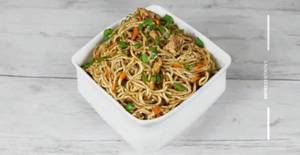 Burnt garlic chicken noodles
