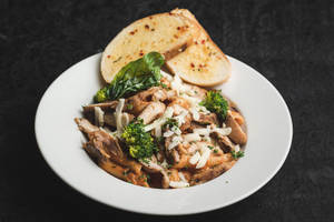 Chicken Penne With Choice Of Sauces Arabiata