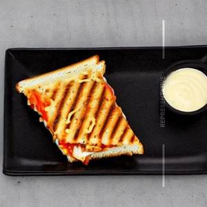 Tomato Cheese Grilled Sandwich